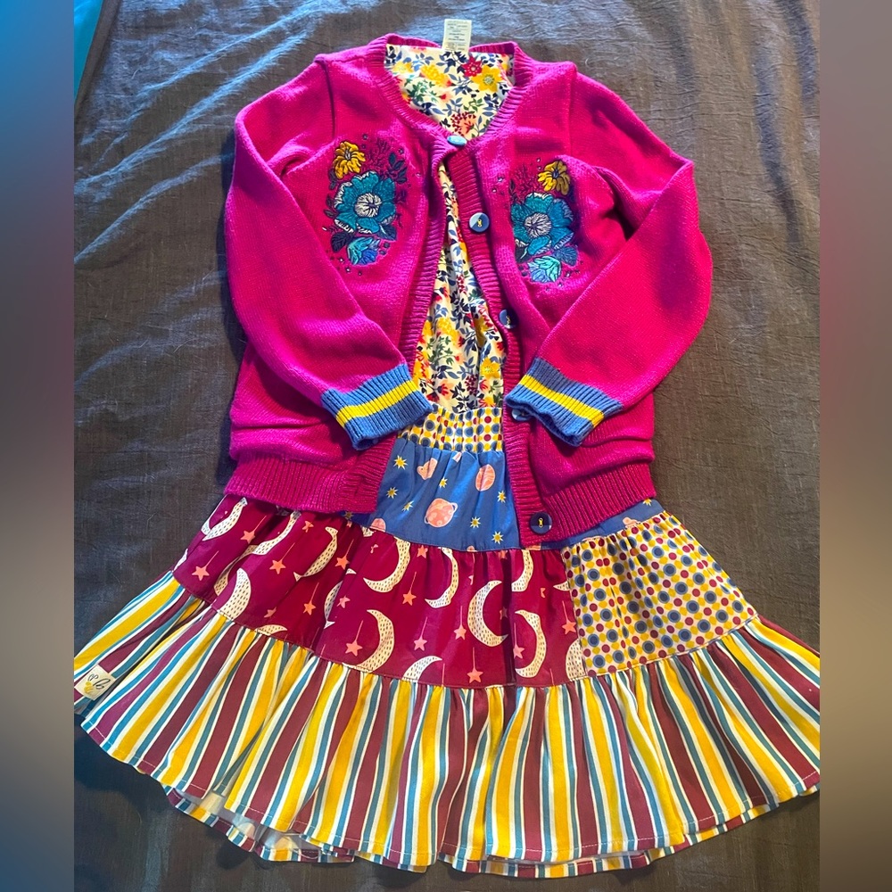Wildflowers set, girls size 6. Excellent used condition